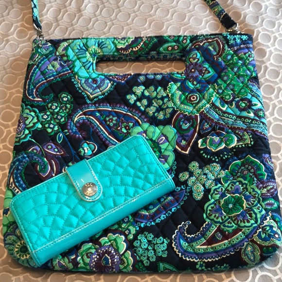 Vera Bradley Handbags - Vera Bradley bundle.